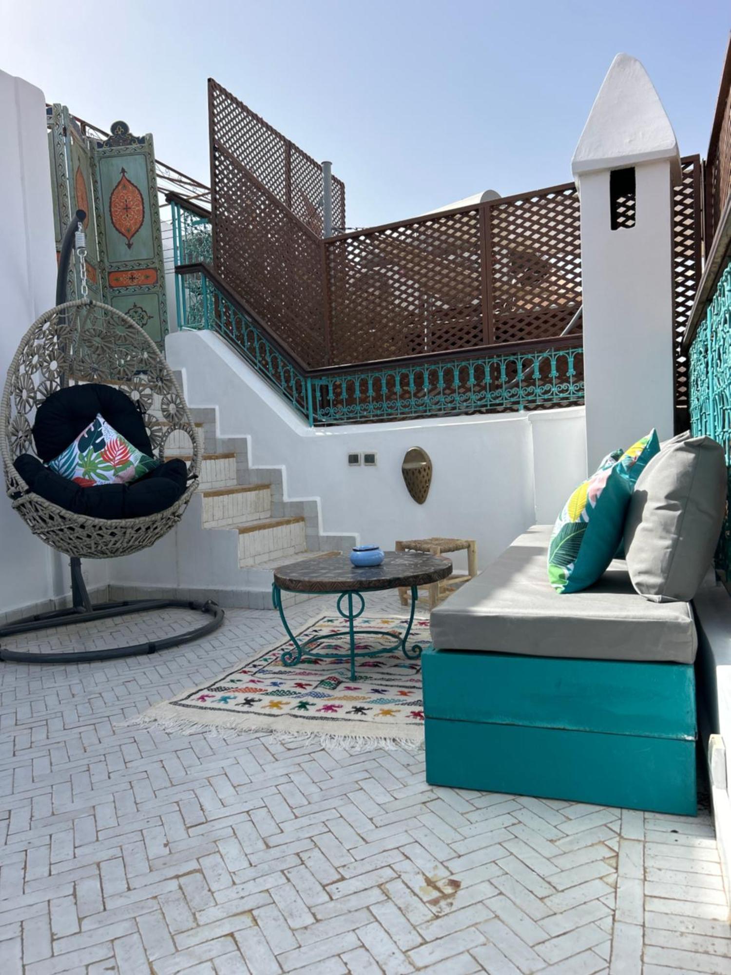 Riad Amazing Amazigh Avec Jacuzzi Petit Dejeuner Compris Avec Aussi Chambres Familiales Pres De La Place Jemaa El Fna Marrakesh Luaran gambar